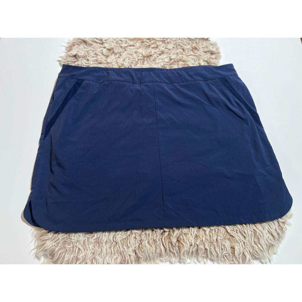 Sunday women’s navy blue skort - Picture 9 of 10